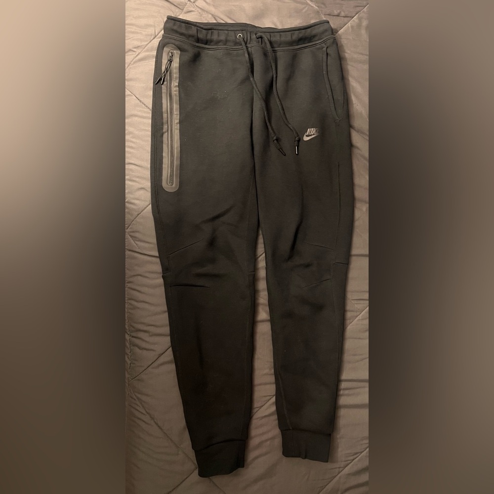 Nike Tech fleece joggers
